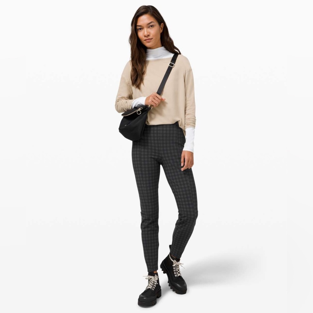 Lululemon Here to There
High-Rise
Brighton Buffalo Print Graphite Grey black